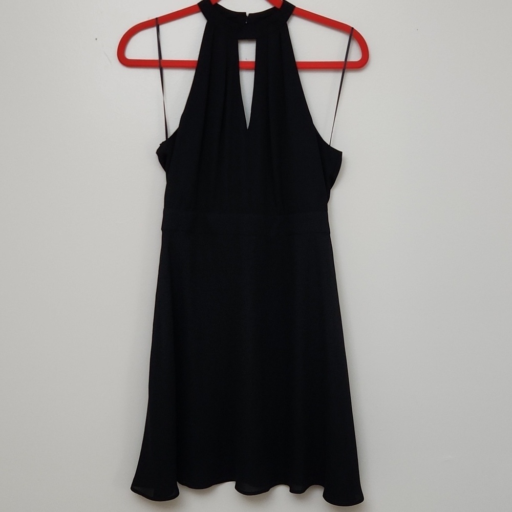 EXPRESS size 4 black halter sleeveless polyester dress